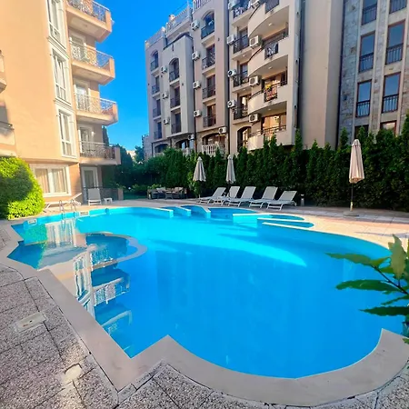 Dawn Park Deluxe 3 Floor *